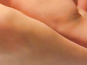 对白精彩淫荡网红大咖柔姐协同姐妹和女儿与性欲过度精神颓废的骨架男玩4P干谁都是轮班的场面堪比岛国片