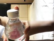 饥渴少妇寂寞发春自慰 穿空姐制服装玩弄骚逼吸烟 开瓶盖 太屌了