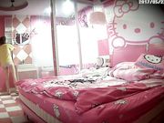 打炮很猛的眼镜哥一进门就迫不及待扒妹子衣服一顿猛操