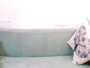 安安JK化身小女仆主动侍奉主人