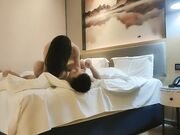 酒店重金约炮高挑长相又很甜美的外围女神