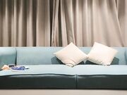 情趣空姐制服外围美女修长美腿渔网袜舔屌插嘴