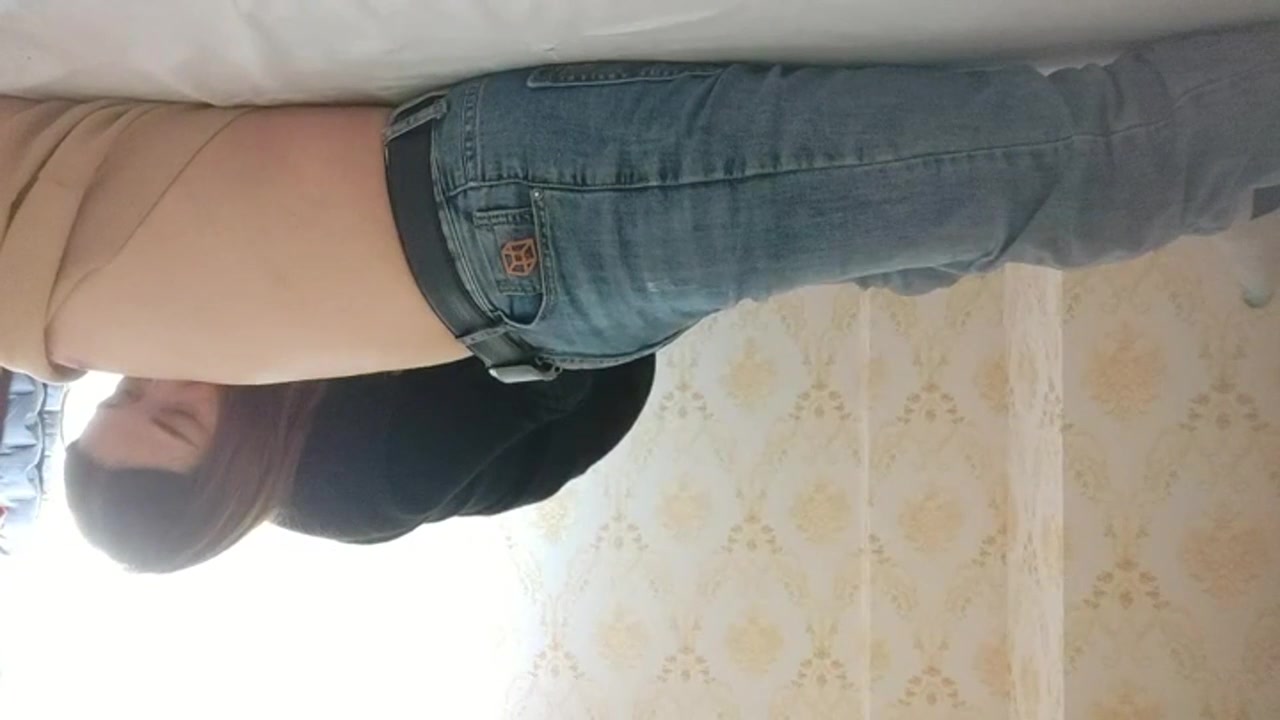 真实探良找骚女技师大屁股骑乘没几下就给搞射了