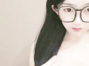 蜜桃臀清纯嫩妹掰开粉穴给你看洞洞特写美臀