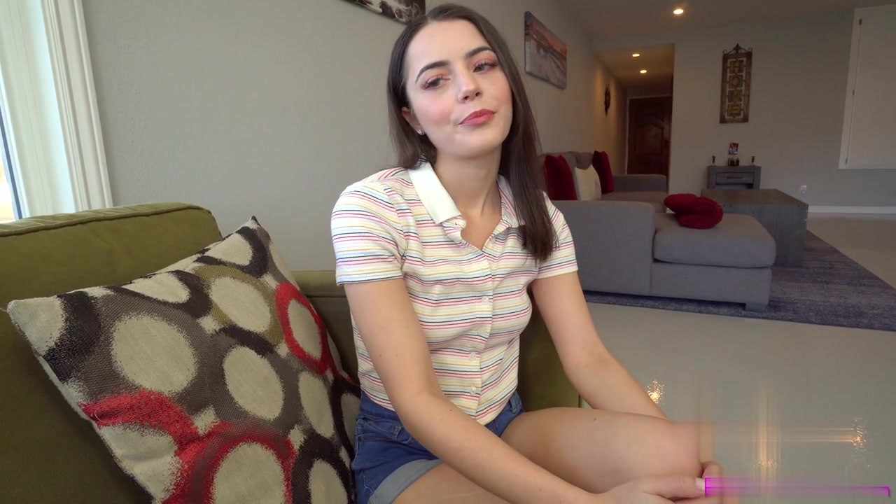 苗条姐姐把美腿叉开大鸡巴扑哧噗嗤做爱