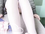 糯米姬 JK糯米的日常足交呻吟诱惑