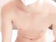 大鸡巴无套抽插干出白浆无毛白虎逼上位浪叫