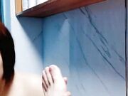 小鲜肉帅气男友操逼大战女友沙发上口交怼嘴