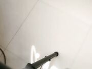 模特小妖精让小哥激情爆草浪叫呻吟抽插玩弄