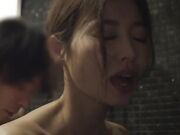 乱暴されたレッテルを貼られるのが怖くて声を押し殺して犯2