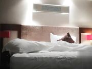 约狂野大姐啪啪穿上黑丝情趣装扣逼骑脸插嘴