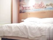 探花2800约操外围女神美乳翘臀花式啪啪