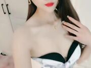 性感红唇网红美女包臀裙大长腿骚穴特写