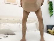 大屌炮友双女互舔 骑乘位轮流操1