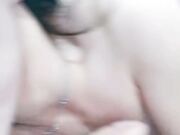 扶屌骑乘位深插到底 美臀上下猛砸 搞得少妇舒服了2