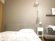 外围场，外表清纯22岁小姐姐中场换套吹硬继续搞