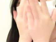 长腿少女把芒果塞到逼逼里面两片阴唇都翻出来了