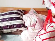 丈母娘疼女婿在家激情啪啪给狼友看1