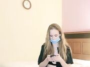 老外名媛国人老哥大战洋妞白皙奶子无毛粉穴 性感吊带黑丝高跟鞋手指扣逼后入抽插