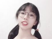 舞蹈生给面试考官录制视频 脱光衣服展示