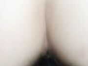 小夫妻周末大白天在家激情做爱 女的身材绝对一流 那一对奶子看见就流口水