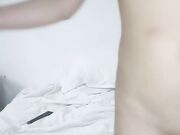 大奶美女骑承位前面插完插后面一点不给时间休息