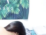 好久没见到这么完美的大车灯了 00后美女 乳浪阵阵情趣黑丝