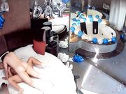 热恋中的年轻情侣把宾馆布置的很浪漫然后激情啪啪啪大屁股女友非常主动很骚