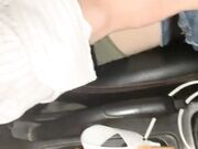 勾搭调戏司机大爷玩车震 差点被无套 淫语浪叫 爆乳圆挺还是那么骚欠操啊