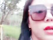 爆乳户外美娇娘性感情趣诱惑公园勾引散步路人 马路中央爆菊口爆激情潮吹