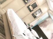 约炮大奶两姐妹激情双飞 肉感十足草着得劲 揉捏大奶子俩个骚货很会伺候人