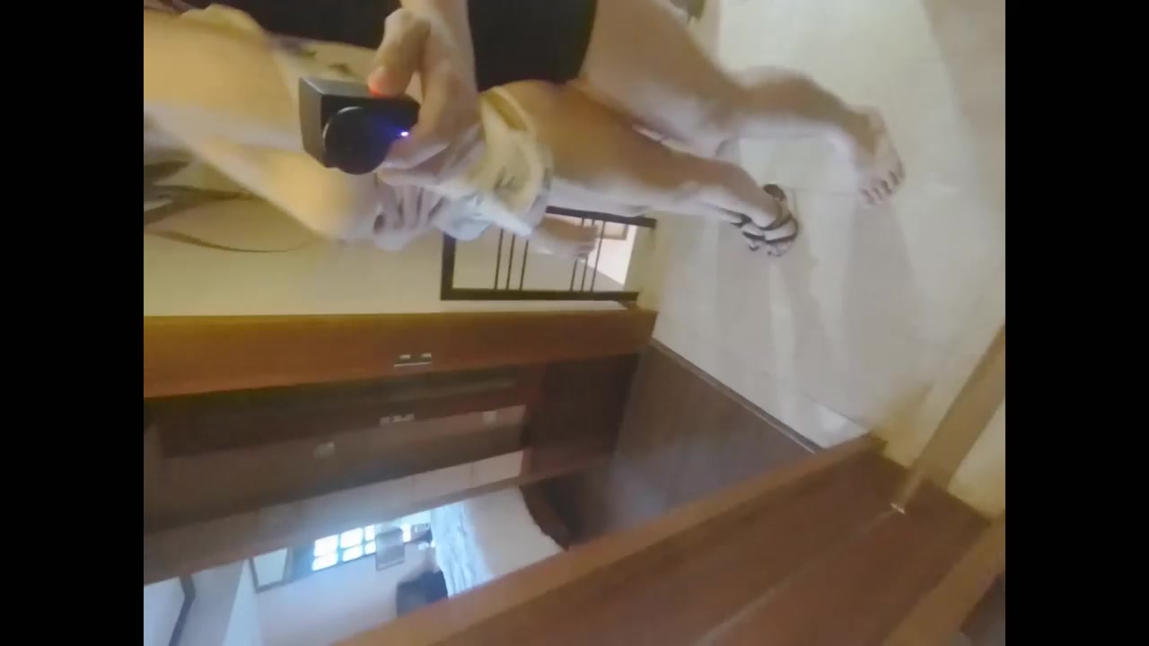 轻孰美乳小姐姐完美的约会