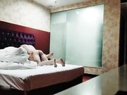 新人酒店约啪少妇 胸大后入插得爽