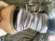 女神在主人面前就是一条下贱的骚母狗而已_让母狗趴著翘高屁股一顿输出猛操，被干到失禁