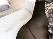 趁老公不在家酒店约会偷情，美腿丝袜_丰满韵味又漂亮的姐姐，大奶大屁股！这身材简直了