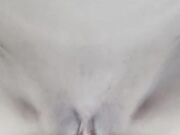 ❤❤光头大叔最近约的小姐姐3，_掏出奶子又吸又捏，扣穴舔骚逼，搞的妹妹好想要，骑上来自己动