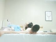 足浴店勾搭的少妇 下午相约开房 黑丝舔穴 啪啪时干出大姨妈来了继续作战真疯狂