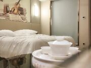 D罩杯 170cm甜美外围小姐姐 健谈开朗 粉乳翘臀 做爱投入配合小尤物