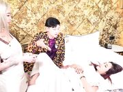 专业情欲按摩师让台中赛琳娜大喷特喷!!