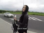 捷克街头勾搭长腿皮衣辣妹看见大鸡巴难忍淫荡诱惑