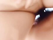 全程露脸高颜值好身材，乖巧听话深喉大鸡巴吸蛋蛋，激情逼推上位无套抽插内射中出！.mp4