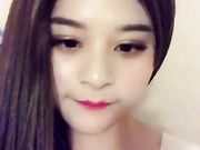 美女香蕉自慰秀整只塞入