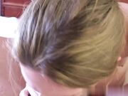 活泼友好的这个性感裸体模特在口交剪辑中大放异彩