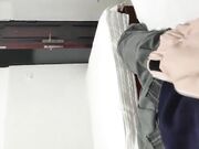 小哥找小姐TP啪啪快餐短发少妇 直接开干上位骑乘后入猛操没几下就射了