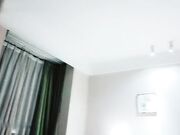 00后短发小萝莉 身材苗条 人瘦胸大 黑丝啪啪精彩