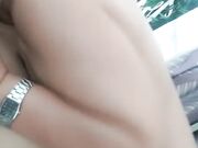 居家小少妇刚刚洗漱完就埋首于胯下舔鸡巴 主动上位抽插