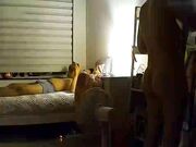 民宅破解摄像头偸拍屁股又圆又肥性感漂亮小媳妇与老公激情造爱撅起屁股等待进入