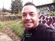 德国高速公路性爱与2个熟女的露天打桩公共场合性爱