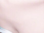 周末又带妹妹泡澡，这次直接在户外按在地上强制内射，不愿意也得愿意！彻底让她堕落成淫荡的骚逼！