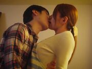 住在隔壁的纤瘦巨乳单亲妈妈1